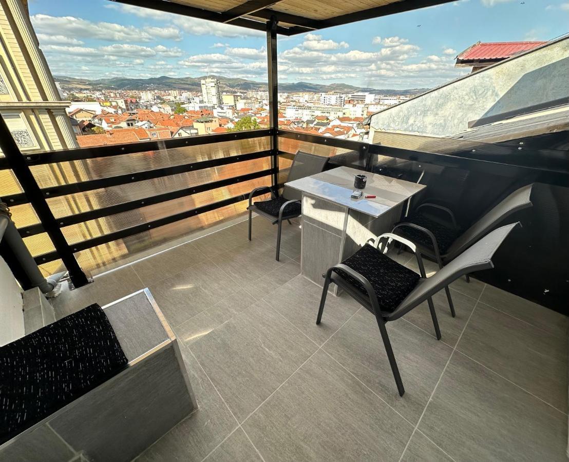 Sa Apartment Gjilan Esterno foto